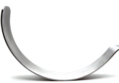 Mastering Surgical Precision: Exploring the Versatility of the Deaver Retractor