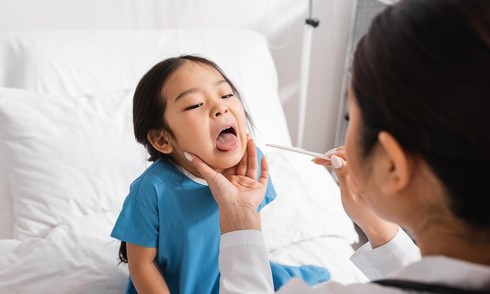 tonsillectomy_in_children_when_is_it_necessary_20670_featured